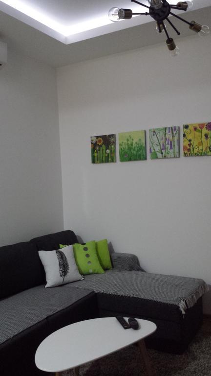 Apartment Fini Tivat Eksteriør billede