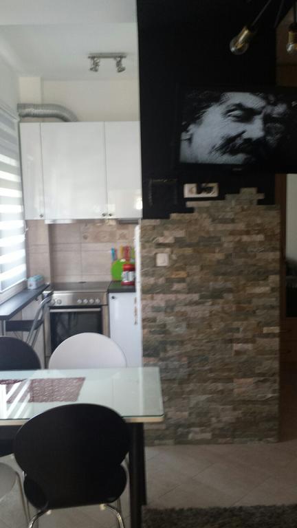Apartment Fini Tivat Eksteriør billede